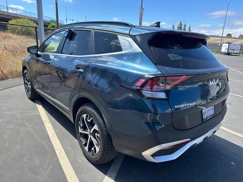 Used 2025 Kia Sportage EX w/ EX Premium Package AWD/4WD image 5