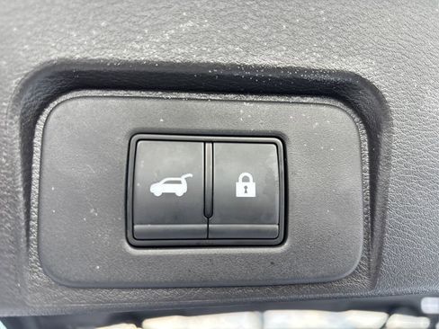 Certified 2024 Nissan Rogue SV w/ SV Premium Package image 14