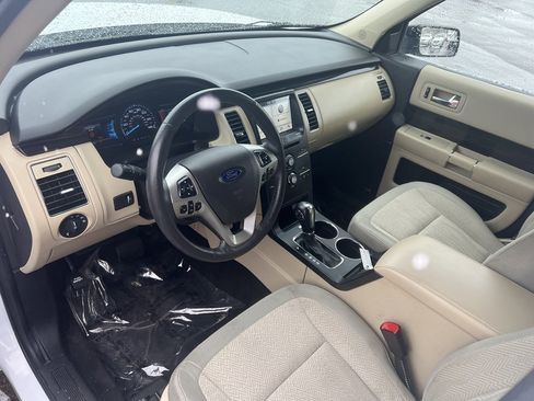 Used 2019 Ford Flex SEL image 23