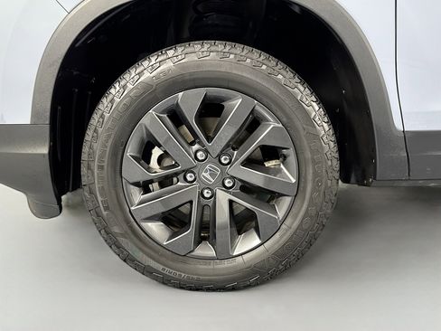 Certified 2024 Honda Ridgeline Sport image 29