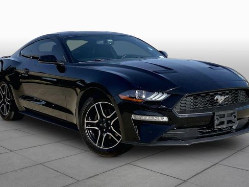Used 2019 Ford Mustang Premium RWD image 3