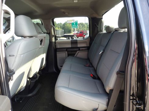 Used 2021 Ford F350 XL w/ Power Equipment Group image 31