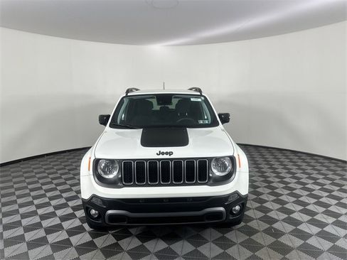 Certified 2023 Jeep Renegade Latitude image 3