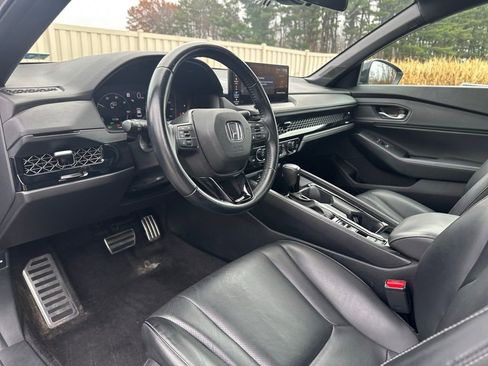 Used 2023 Honda Accord Sport image 16