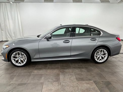 Used 2025 BMW 330i xDrive Sedan AWD/4WD image 2