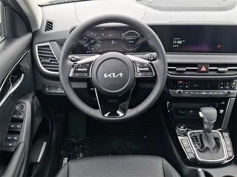 New 2026 Kia Seltos EX image 7