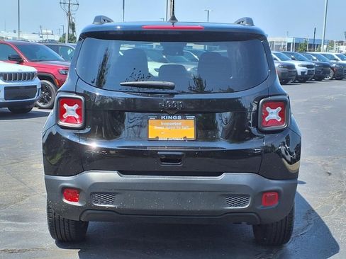 Certified 2023 Jeep Renegade Altitude image 5