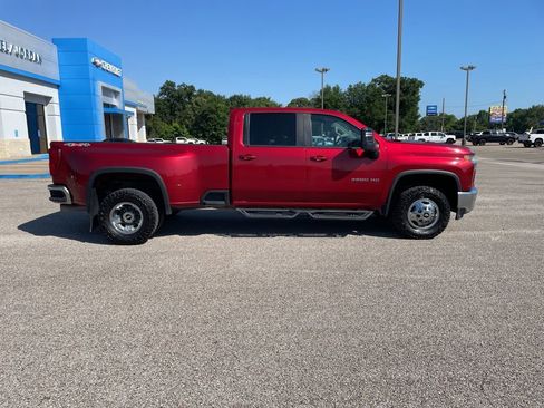 Used 2022 Chevrolet Silverado 3500 LT w/ Convenience Package AWD/4WD image 6