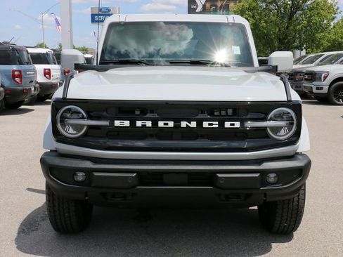 New 2026 Ford Bronco Outer Banks AWD/4WD image 3