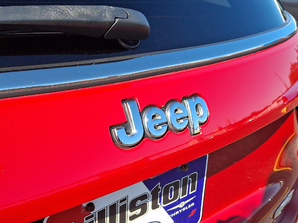 Used 2020 Jeep Compass Latitude w/ Safety & Security Group AWD/4WD image 9