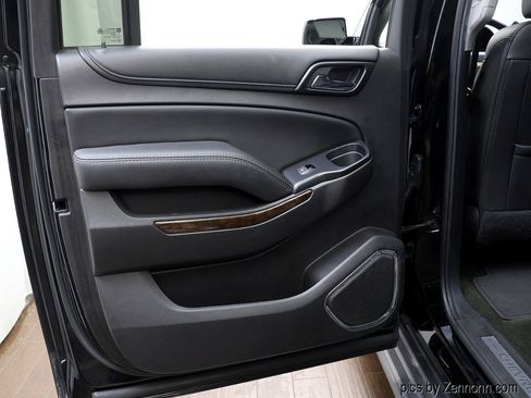 Used 2018 Chevrolet Suburban LT AWD/4WD image 29