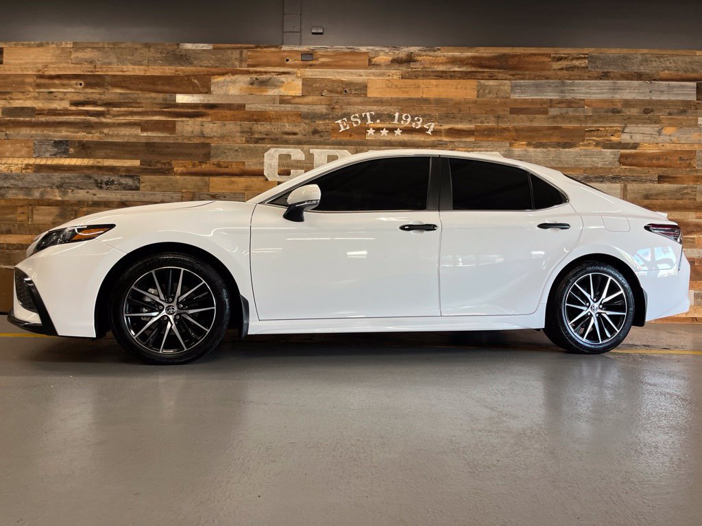 Used 2023 Toyota Camry SE w/ Audio Upgrade Package FWD image 47