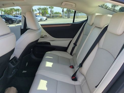 New 2025 Lexus ES 350 350 image 13