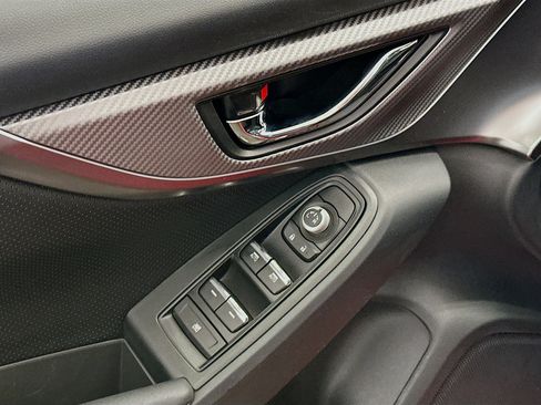 Used 2023 Subaru Crosstrek 2.5i Limited w/ Moonroof Package image 15