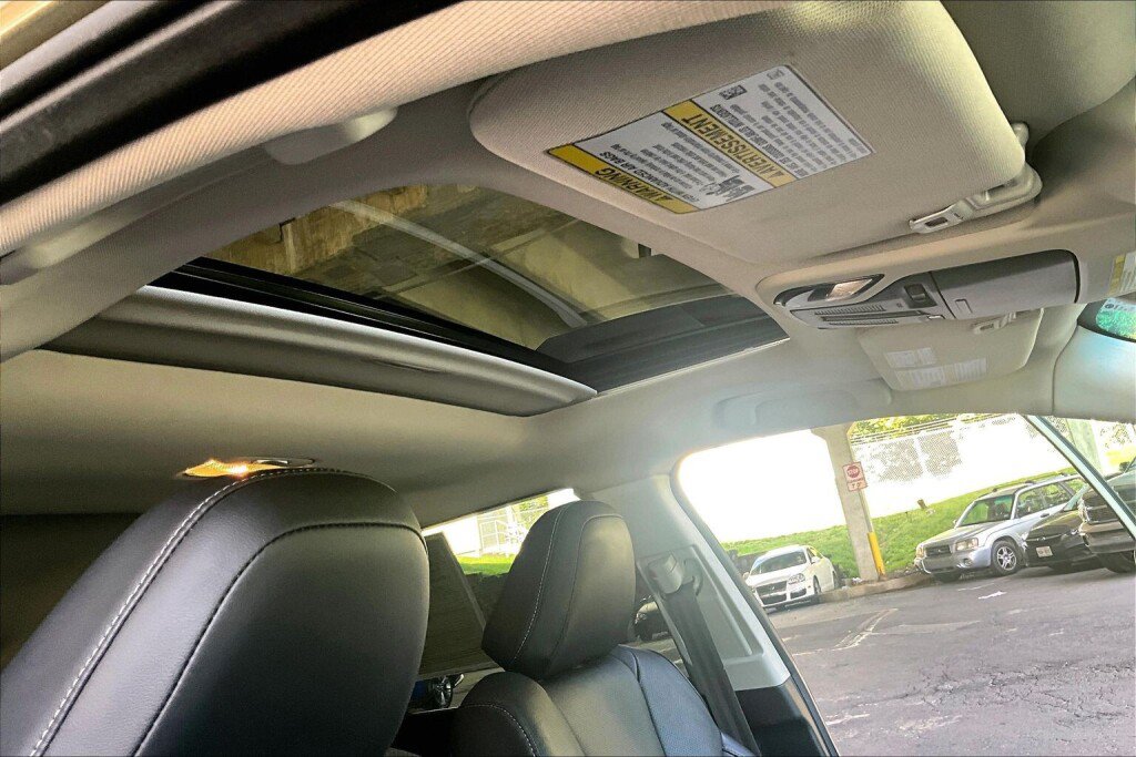 Used 2022 Subaru Outback Limited AWD/4WD image 12