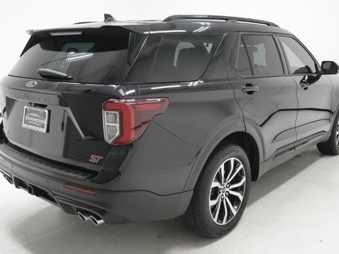 Used 2020 Ford Explorer ST w/ Premium Technology Package AWD/4WD image 4
