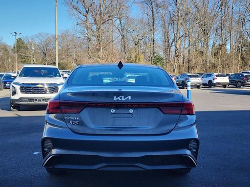 Used 2022 Kia Forte LXS image 4