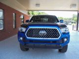 Used 2018 Toyota Tacoma TRD Off-Road image 3