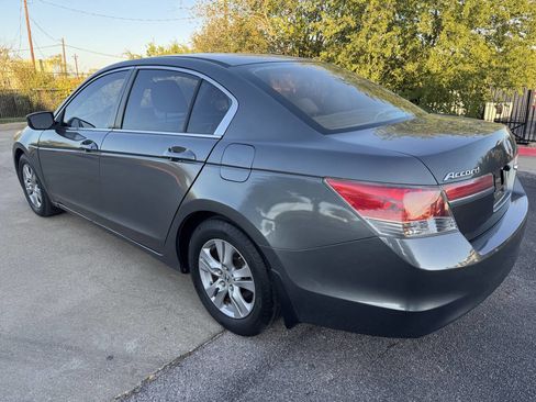Used 2011 Honda Accord LX-P image 6