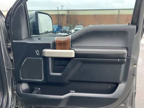 Used 2016 Ford F150 Lariat w/ Equipment Group 502A Luxury image 10