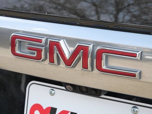 Used 2024 GMC Yukon Denali w/ Denali Reserve Package AWD/4WD image 21