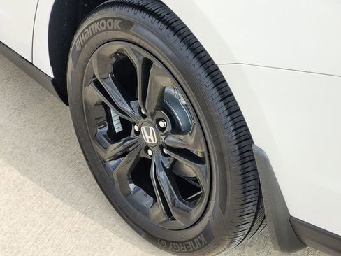 Used 2025 Honda Accord SE image 8