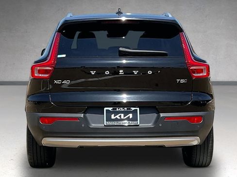 Used 2021 Volvo XC40 T5 Momentum w/ Climate Package AWD/4WD image 5
