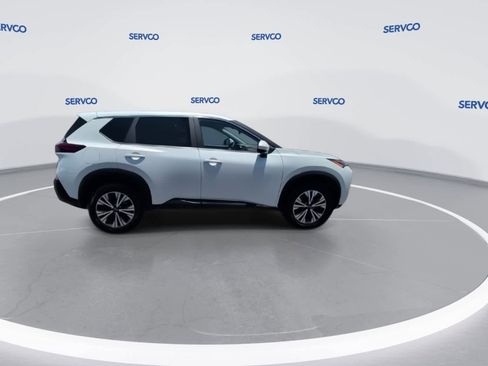 Used 2023 Nissan Rogue SV FWD image 9