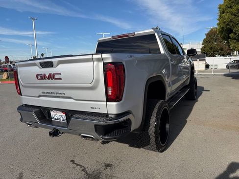 Used 2022 GMC Sierra 1500 SLT w/ SLT Premium Package image 6