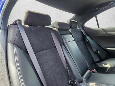 Used 2011 Lexus IS 250 w/ F-Sport Pkg w/Summer Tires RWD image 16