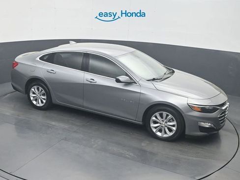 Used 2025 Chevrolet Malibu LT image 19