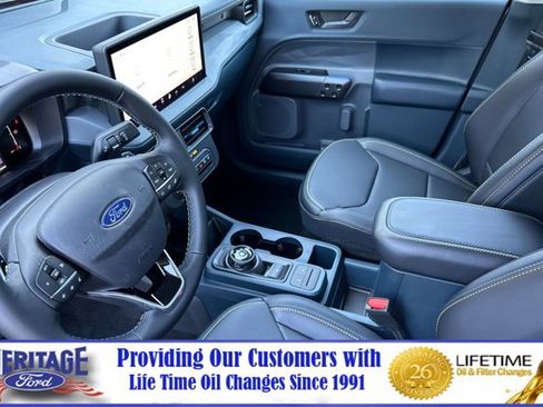 New 2025 Ford Maverick Lobo image 10