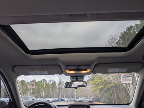 Used 2020 Nissan Altima 2.5 SR w/ Premium Package image 23