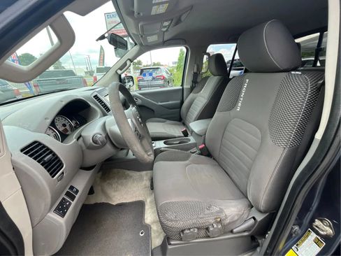 Used 2015 Nissan Frontier Desert Runner RWD image 8