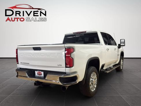 Used 2024 Chevrolet Silverado 2500 LTZ w/ LTZ Plus Package image 2