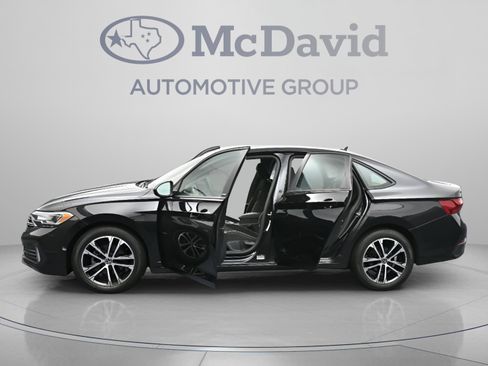 Used 2024 Volkswagen Jetta Sport FWD image 45