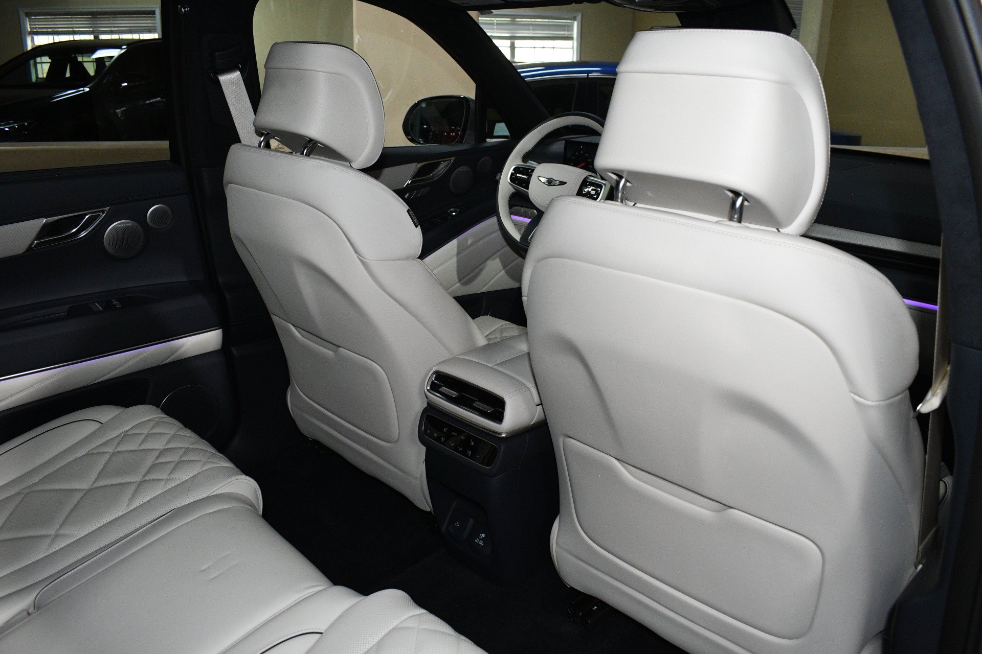 Used 2025 Genesis GV80 3.5T Prestige AWD/4WD image 16