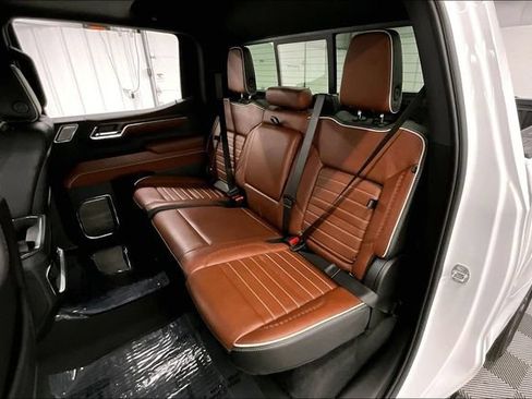 Used 2024 GMC Sierra 1500 Denali Ultimate AWD/4WD image 25