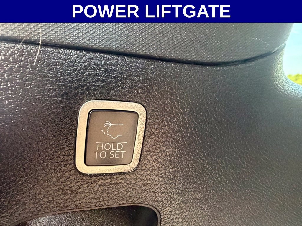 Used 2022 Jeep Wagoneer Series II AWD/4WD image 16