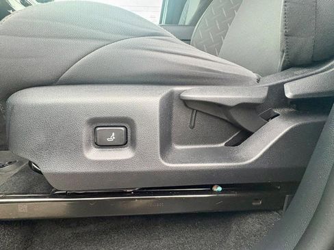 Used 2024 Toyota Tacoma SR image 26