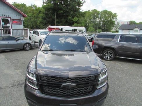 Used 2018 Chevrolet Tahoe LT AWD/4WD image 3