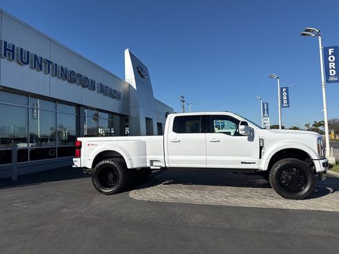 Used 2026 Ford F450 Lariat w/ FX4 Off-Road Package AWD/4WD image 3