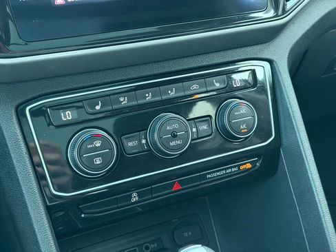 Used 2021 Volkswagen Atlas SEL image 39