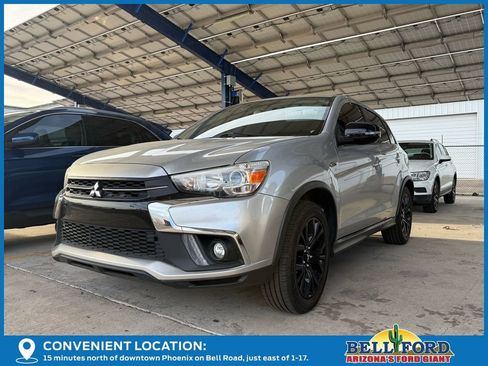 Used 2018 Mitsubishi Outlander Sport ES image 2