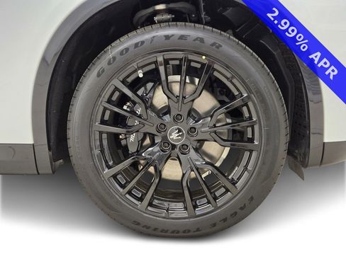 New 2025 Maserati Grecale Modena image 8
