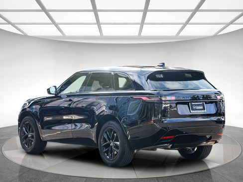 Used 2026 Land Rover Range Rover Velar Dynamic SE image 2