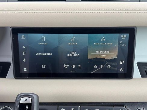 Used 2022 Land Rover Defender 90 X-Dynamic S AWD/4WD image 14