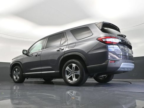 Used 2023 Honda Pilot EX-L image 28