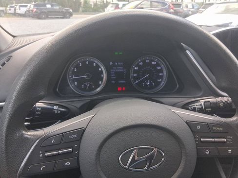 Used 2021 Hyundai Sonata SE FWD image 6