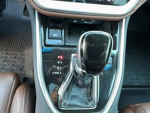 Used 2020 Subaru Outback Touring XT image 33